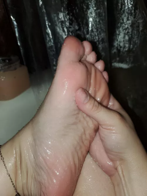 Rubbing the day away by FreyaGal