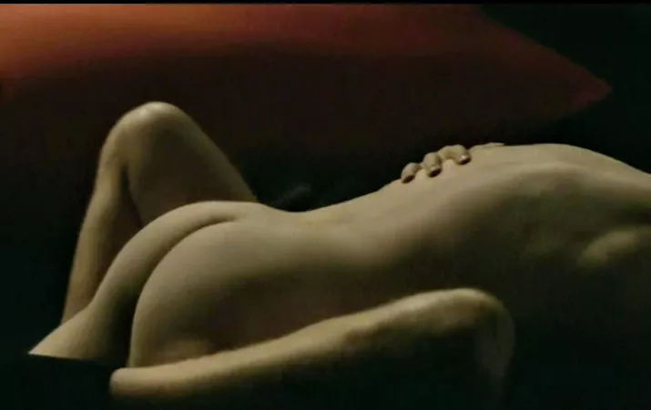 Russell Tovey in Looking by tellmeurpolitiks