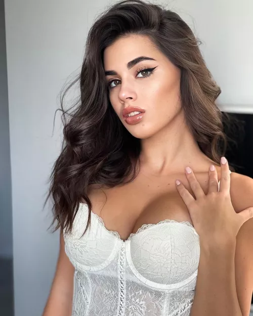 Russian x Lebanese by LifeAsLera