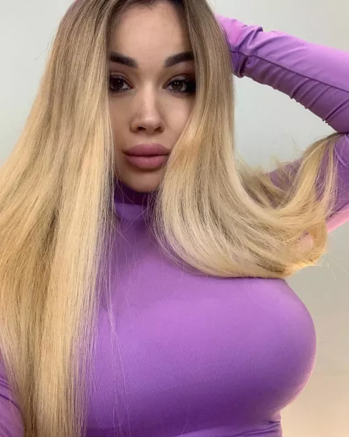 Russian youtuber Anna Kostenko by Personal-Squirrel-94