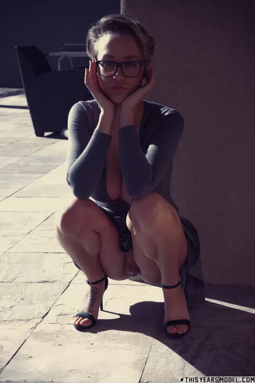 Sabrina Nichole by kinkykat977