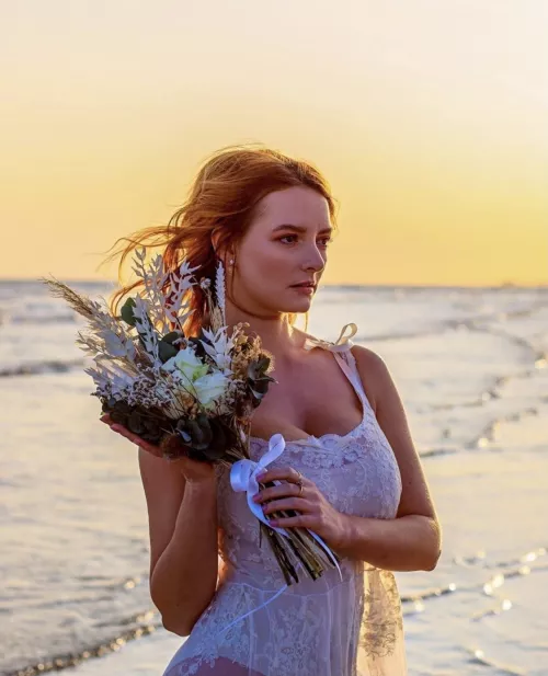 Safe for a wedding? by topcelebs99