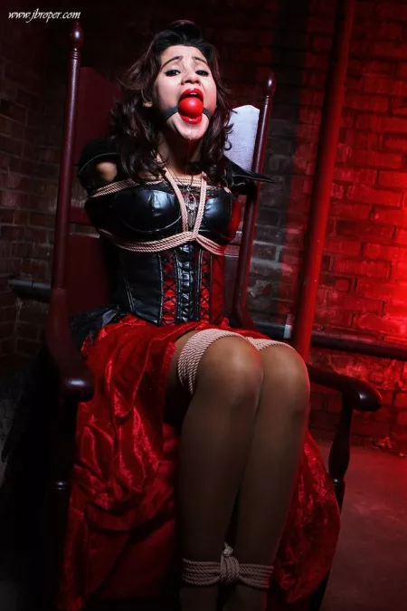Sahrye the Vampire Queen ballgagged by teegee03