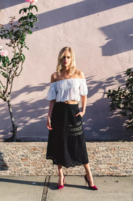 Samara Weaving by claytalian