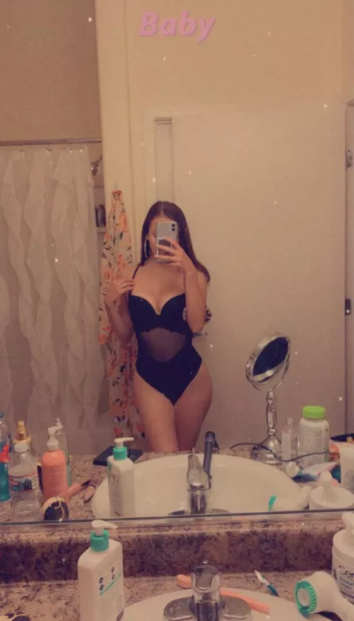 Same one piece, different angle. We still like? [20F] by Spookygurljo