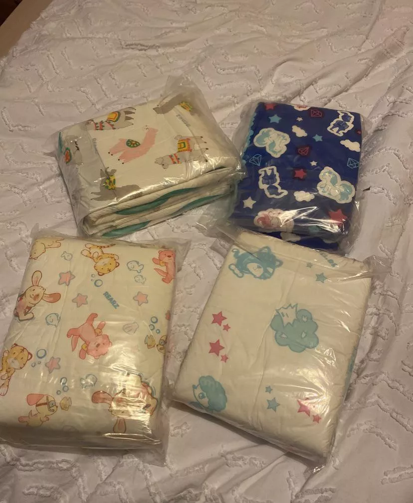 Samples have arrived! posted by MixedAndMatchedOTT