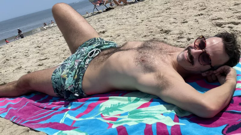 Sand, sun & SWEAT 🏖 by no_bearing