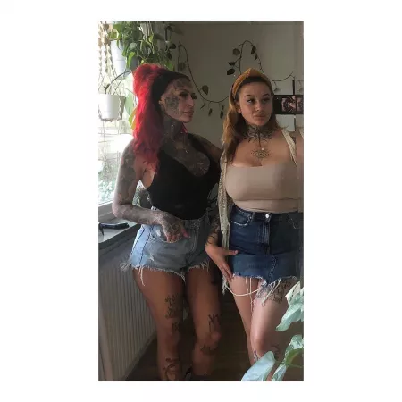 Sandra & Emmy by Paracetamol91