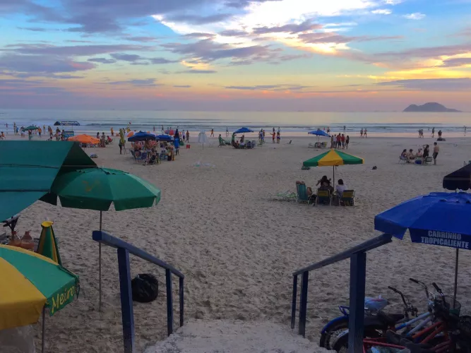 Santos, Brazil by pedro-shark