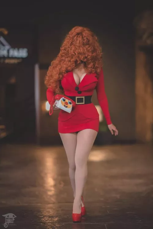 Sara Bellum by DanteFuria