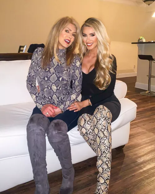 Sara Cardonna and Her Mom by gooningaccount