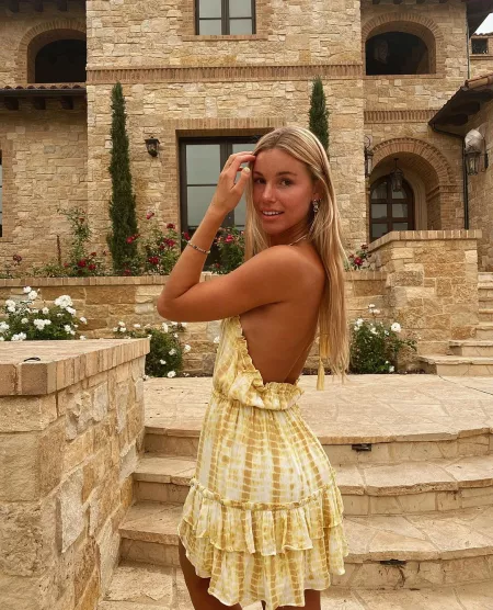 Sara Kathryn Smith (ig) by deckard222