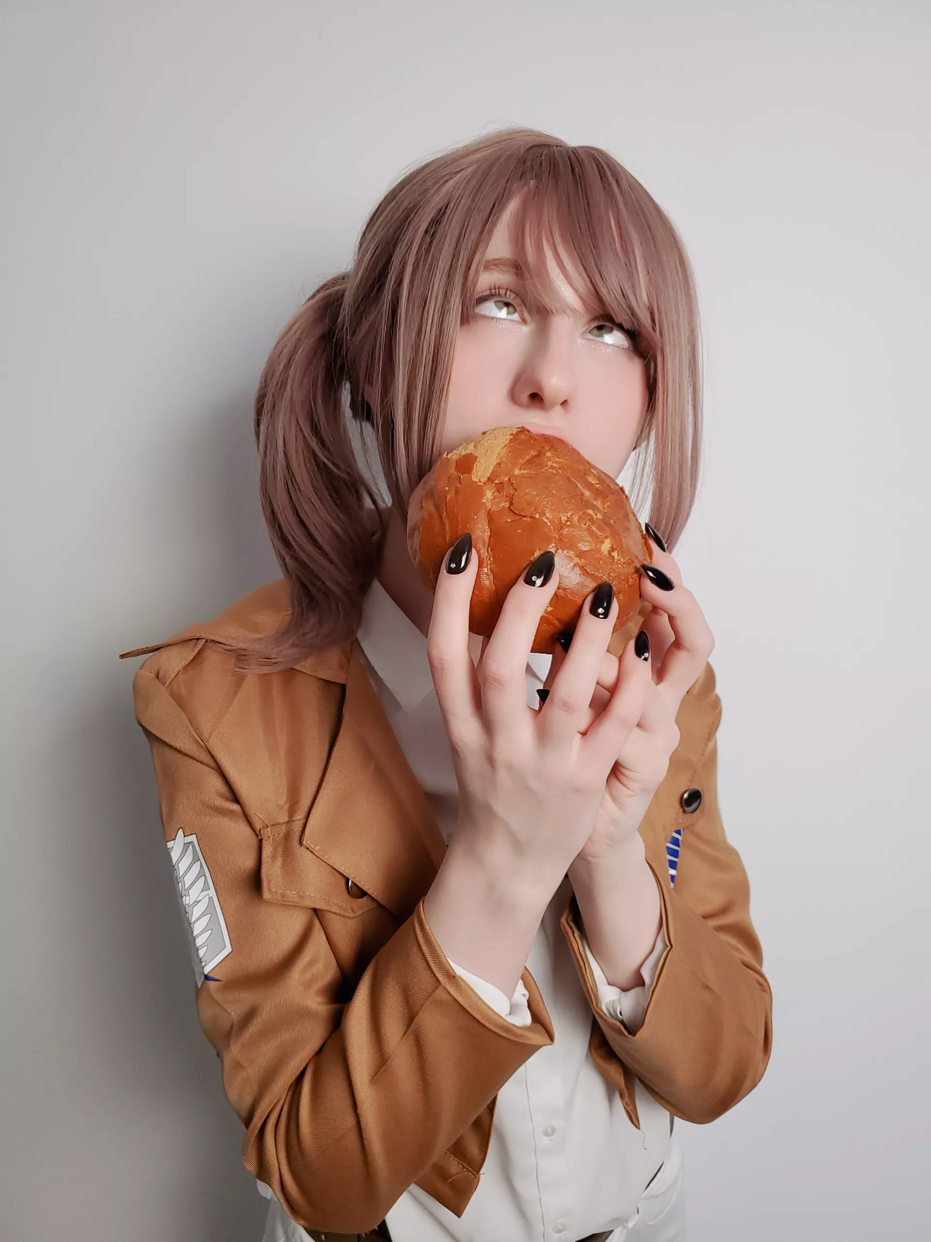 Sasha [AOT] (by Tulpina) [OC] posted by Tulpina