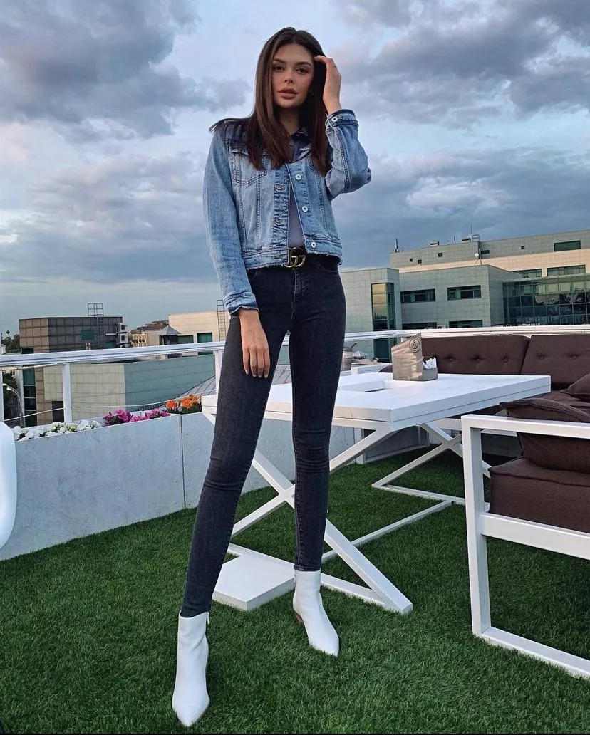 Sasha Elicheva posted by bobbyUP-MKII