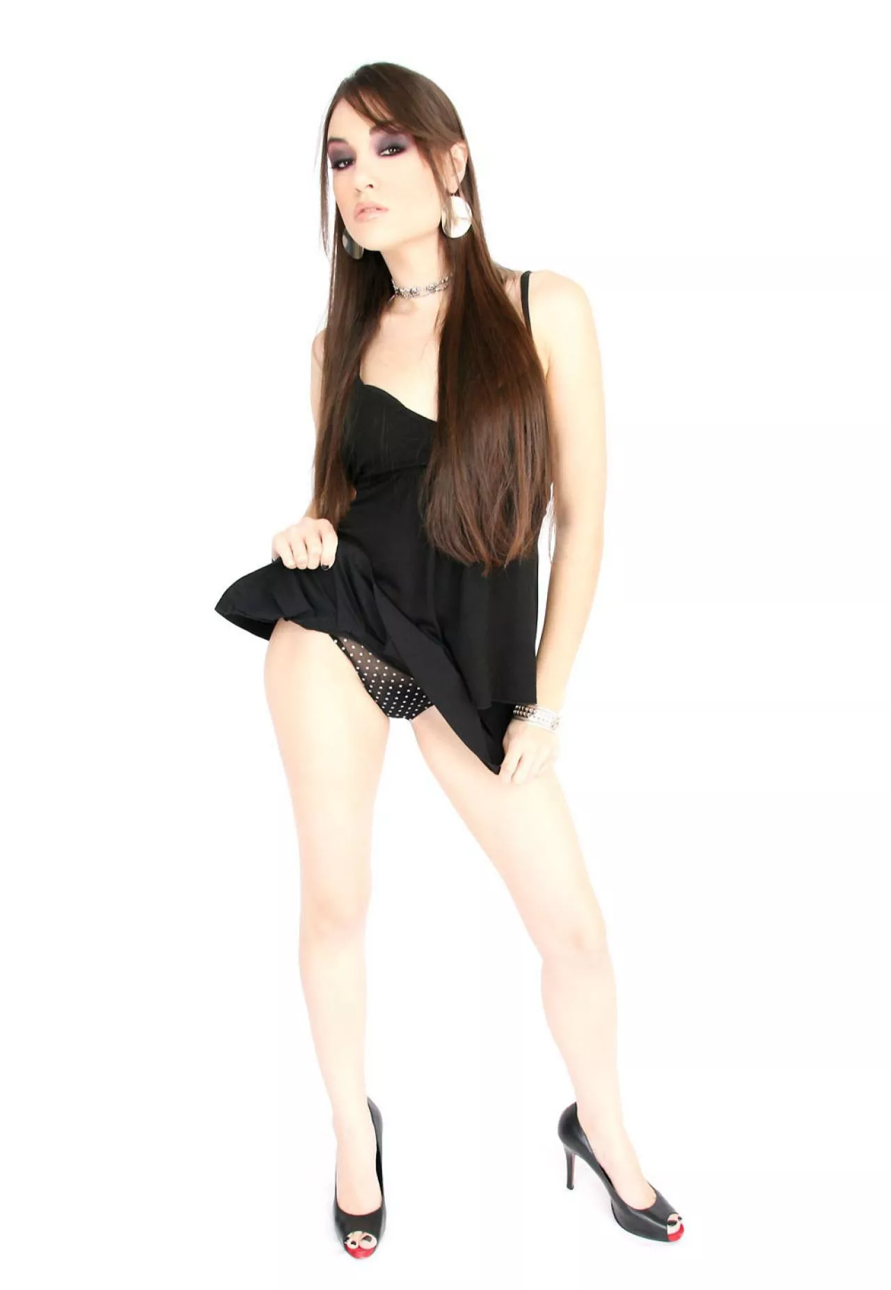 Sasha flashing her knickers posted by SpunkySpunkyAssGuy