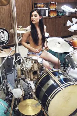 Sasha sexy drumming.... posted by SpunkySpunkyAssGuy