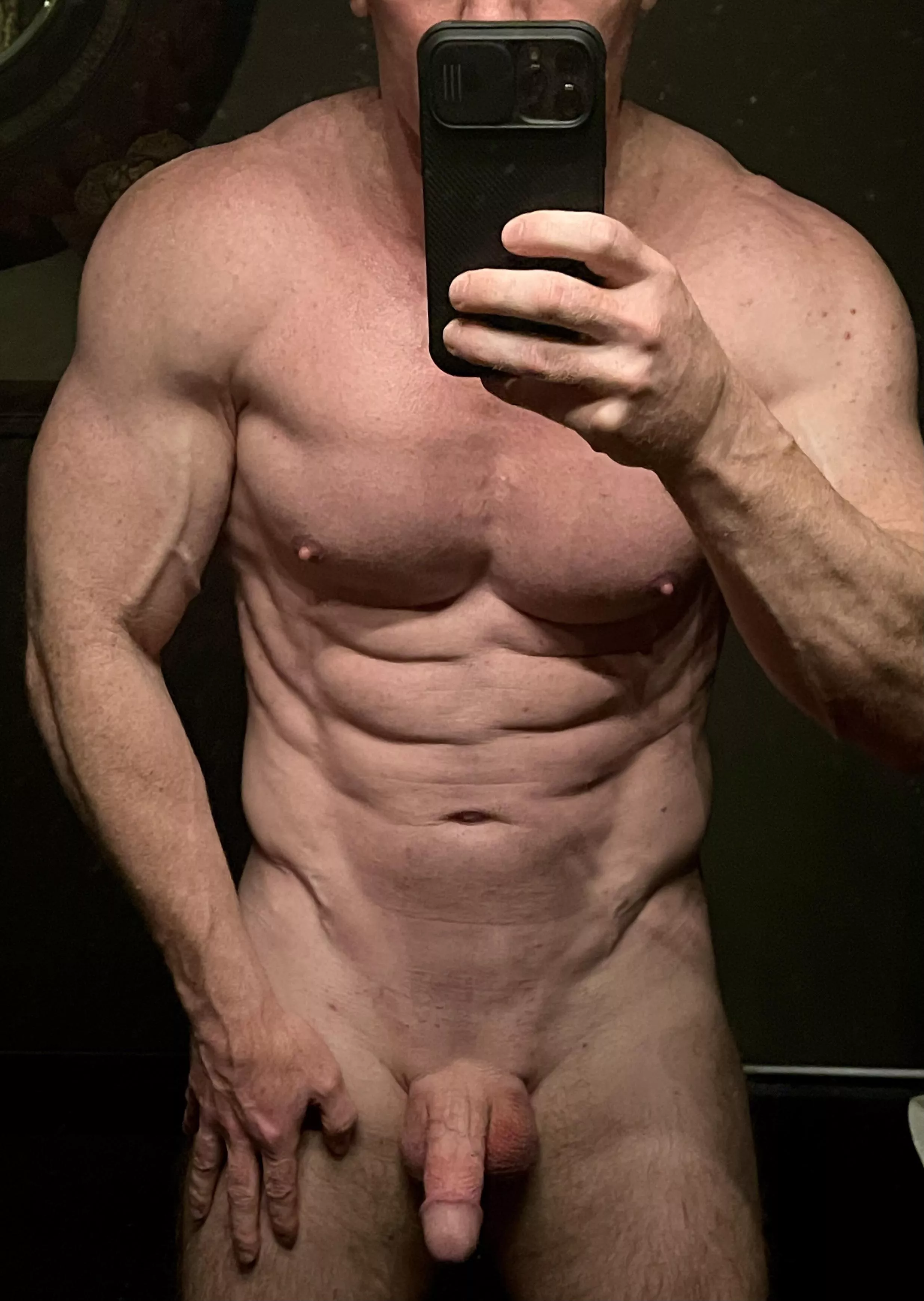 Saturday night and Daddy’s rock’n his bday suit (46) posted by buffginger