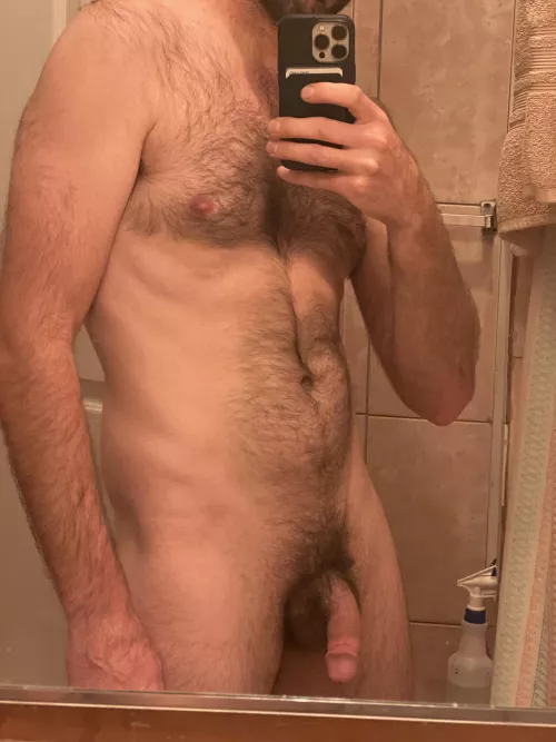 Saturday night otter 🤓 by yellowtailll