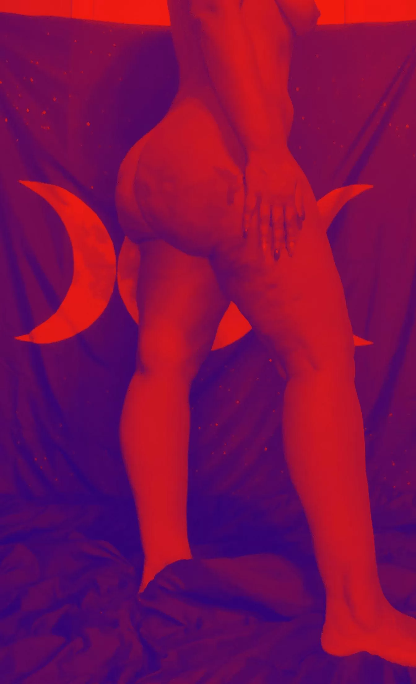 Saturdays are for red light specials. Come get full access to everything right away plus enjoy a special discount this week only 💦 link in my bio 😜 posted by cutiethang