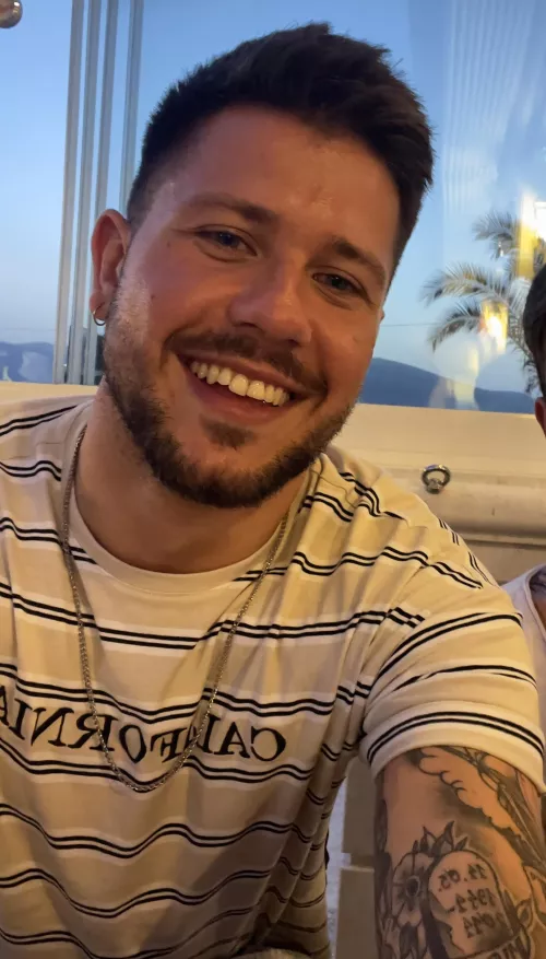 Say cheeesee 😊 by Newfeelings__