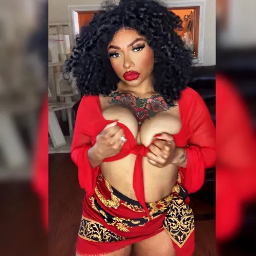 Say hello to your new Goddess👑Bow down so I can bless you baby🌹💦