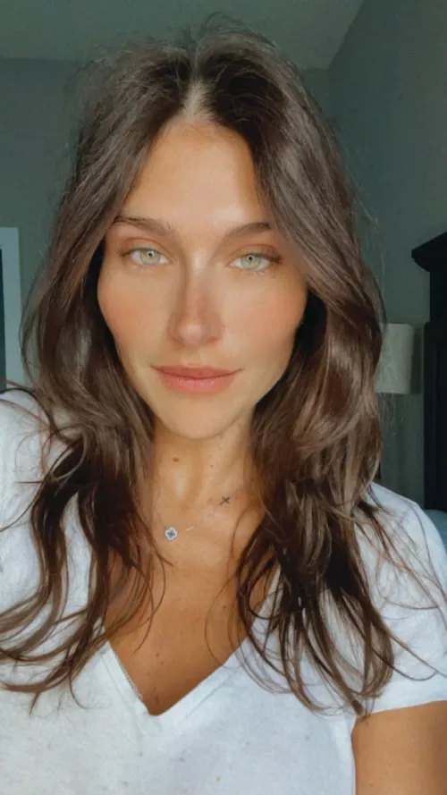 say hi if youre into milfs like me! by cindyyreid