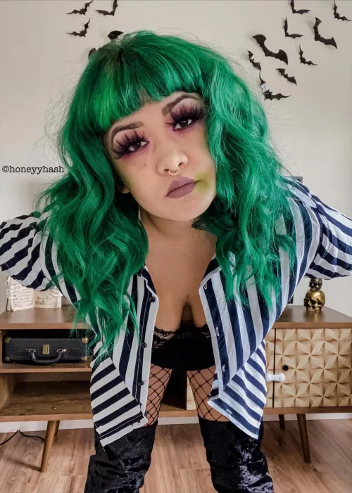 say it, say my name 💚🪲🧃 by honeyyhash