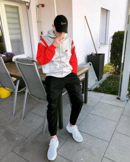 “Scally smoke” ... by neilfromsydney2003