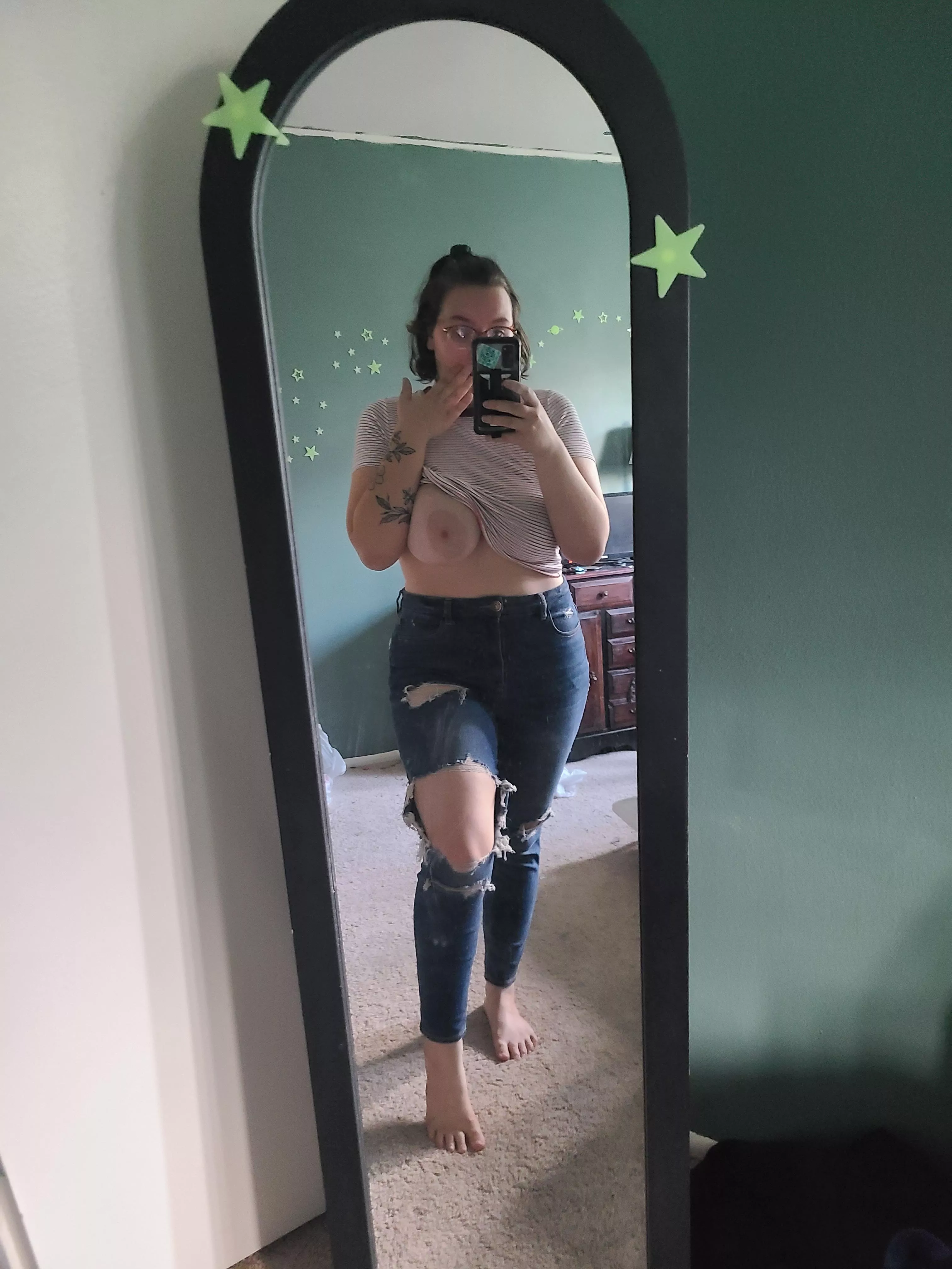 Scandalous!! 😳😳 posted by sierracheyanne-1984