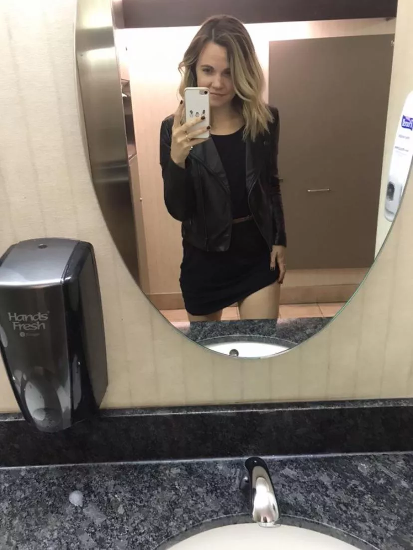 scandalous 😈 posted by PieOctane