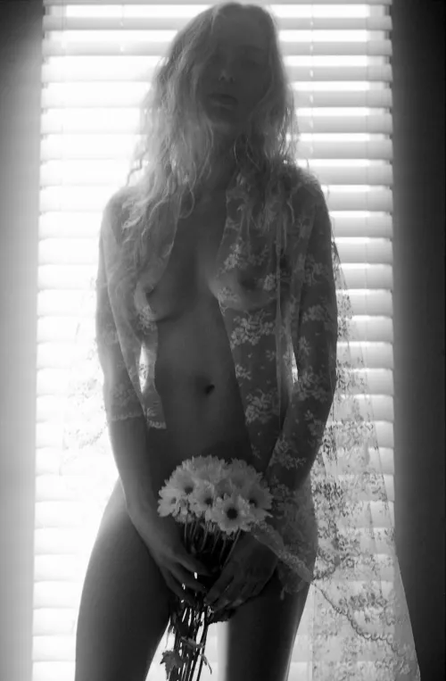 Scarlett Davis by 717