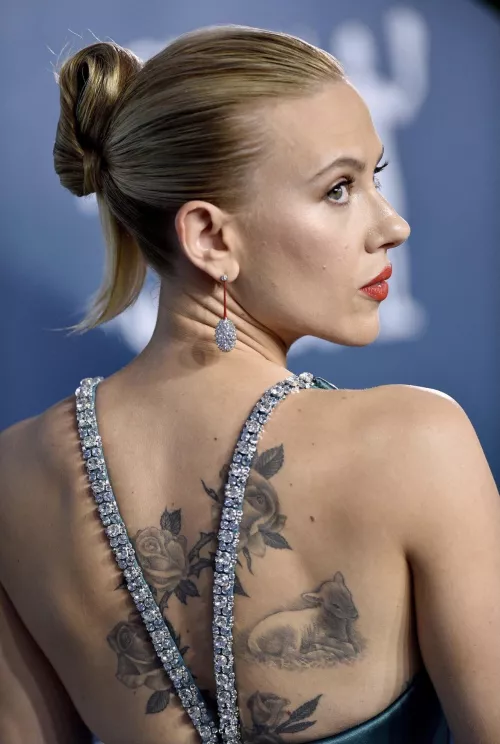 Scarlett Johanssen by Sharpshooter4