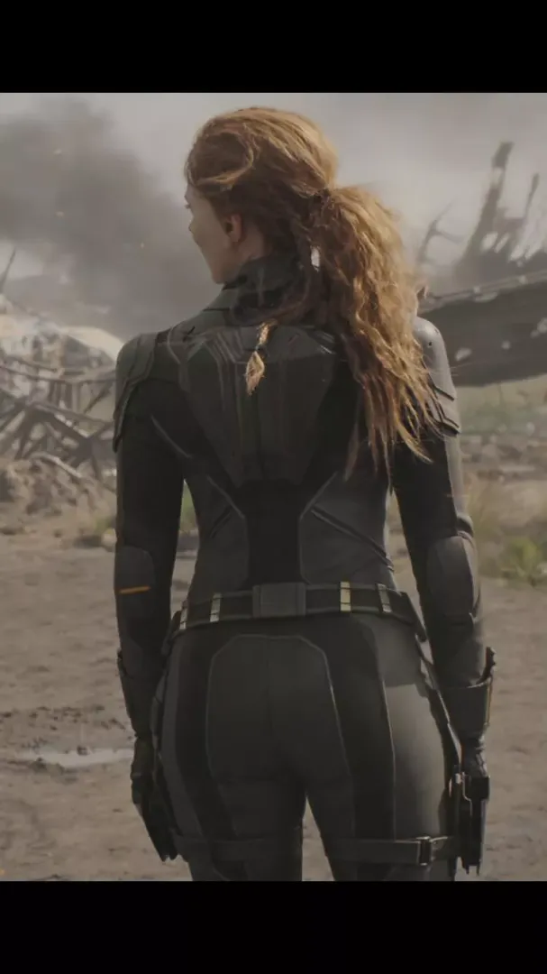 Scarlett Johansson posted by TheLilMaster7