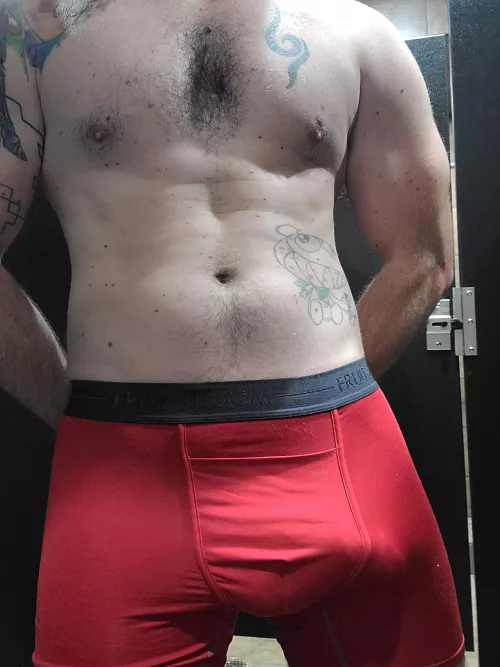 Scenery at the gym making me pull a David Bowie by Dismalledcrow