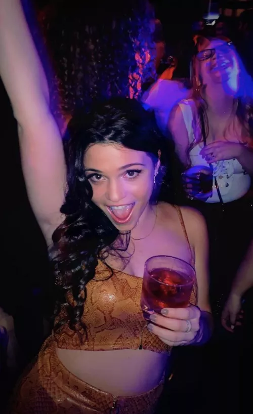 scenes from a night out: by whereisdaddy111