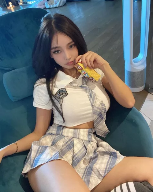 Schoolgirl by EitherFunny1337