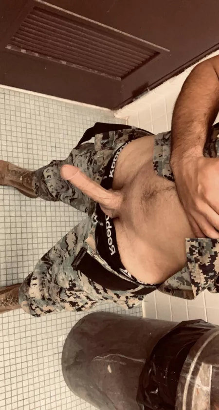 Scrolling through Reddit and this happens by n1rvana69