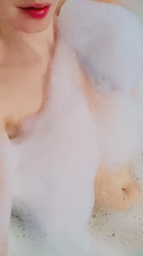 Scrub-a-dub dub: by 04phuxache