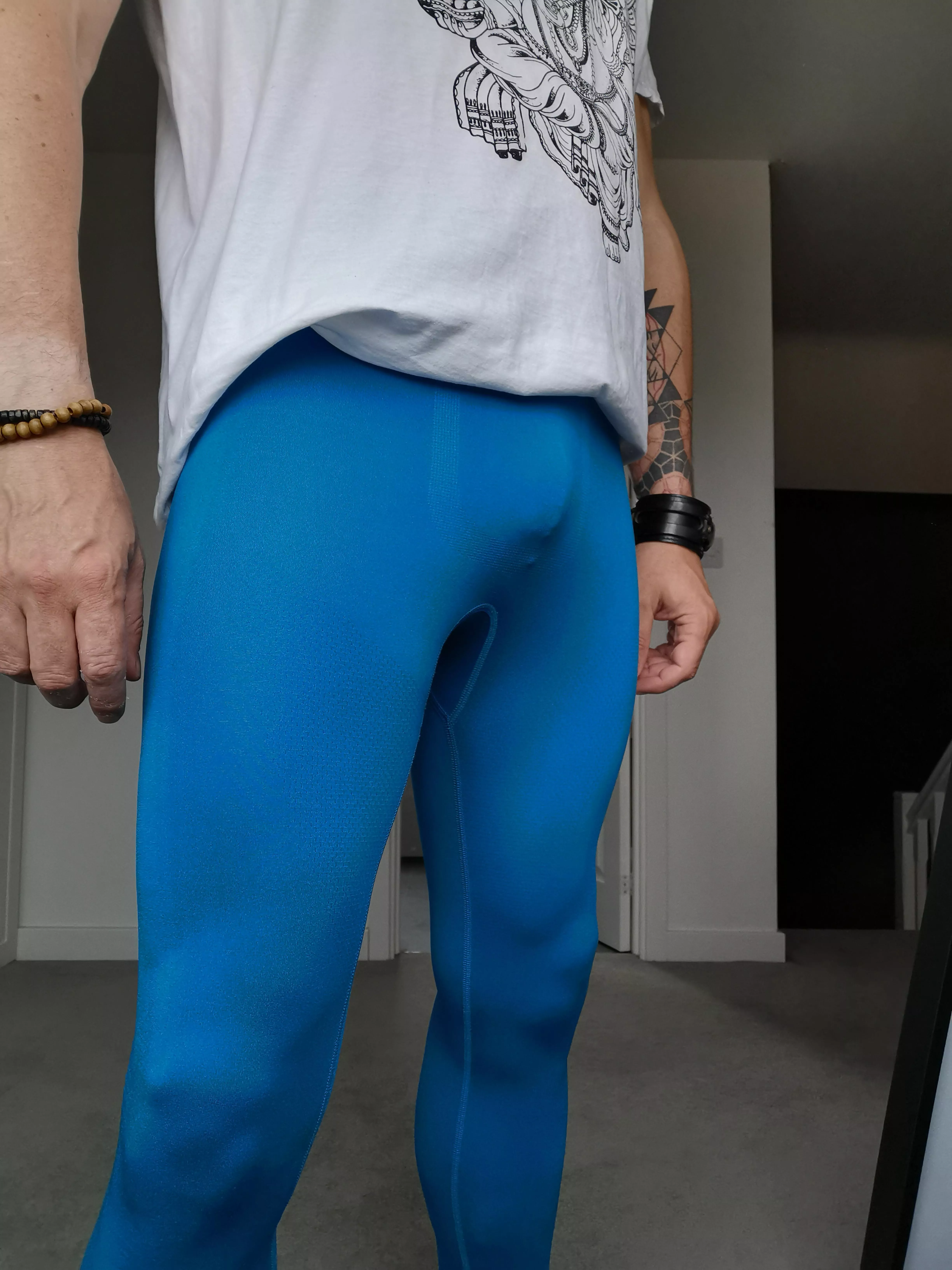 Seamless posted by am4nwithnoplan