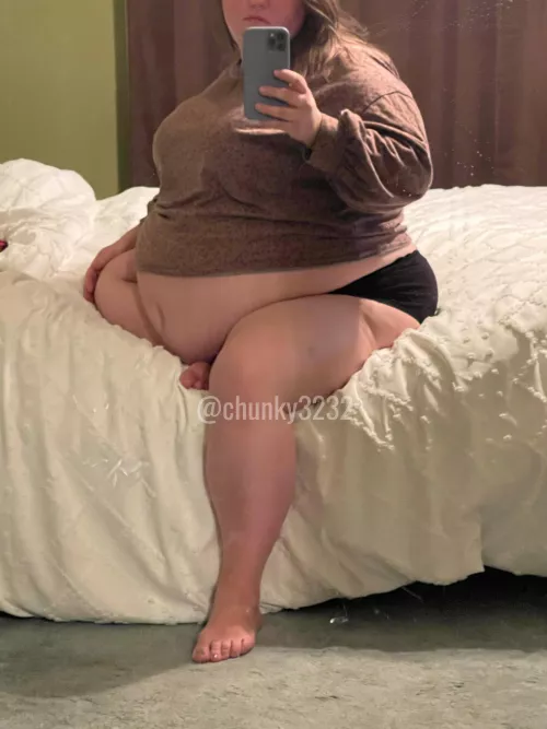 Season changes are tough when you're a piggy..where did all my cold weather clothes that fit go? by chunky3232