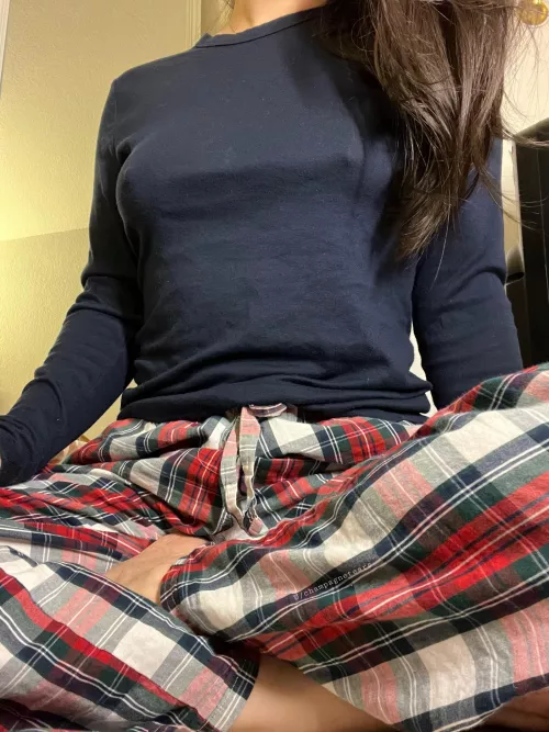 Season’s greetings! by champagnetears