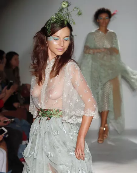 See-thru by emilyguy