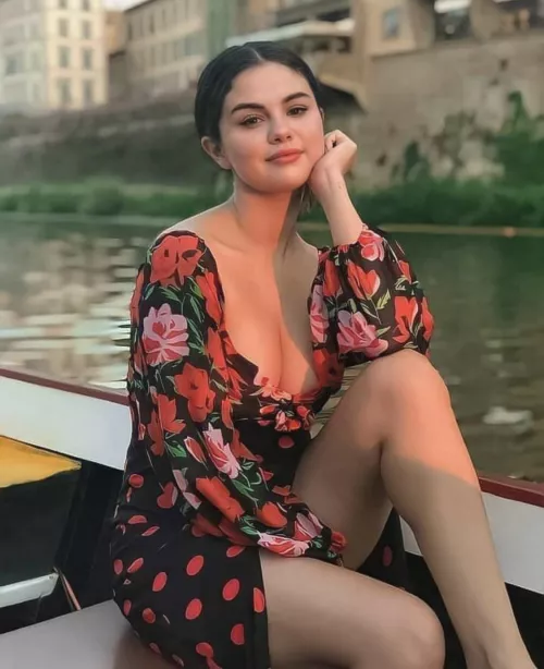 Selena Gomez amazing cleavage by LumpySurprise5556