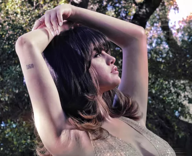 Selena gomez armpit raw by prospektmarch