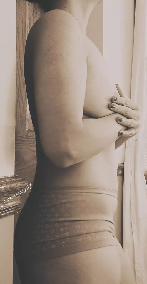 Self Refelction by shortnsassy69