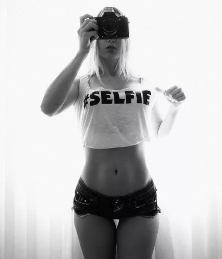 Selfie by fixture-units