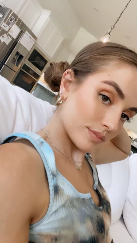 Selfie by TheNextBlGThing