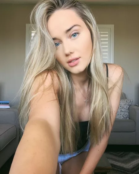 Selfie by ProximaBee