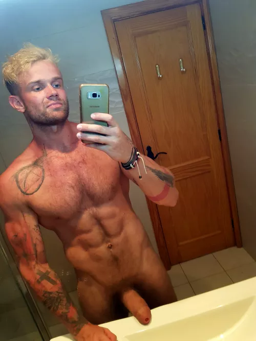 selfie by mynastystory