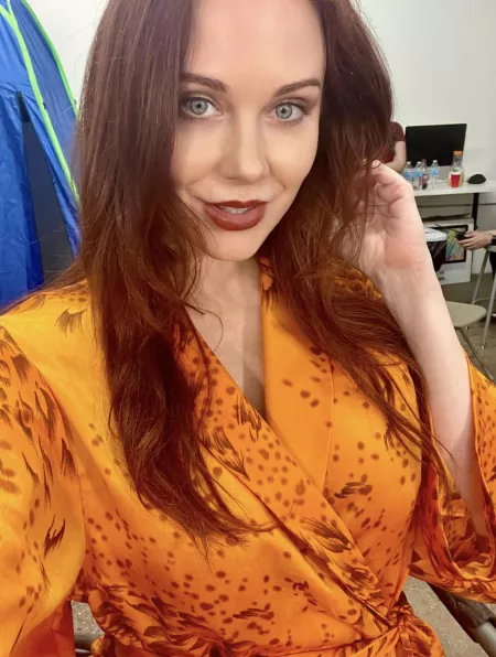 Selfie by bobybobjoe